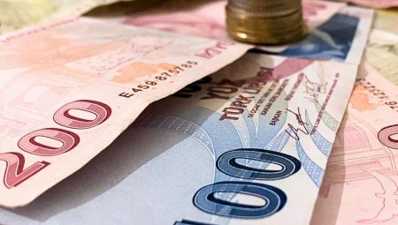 TLREF’e endeksli tahvil ihalesinde 99,8 milyar TL borçlanma için kilit an