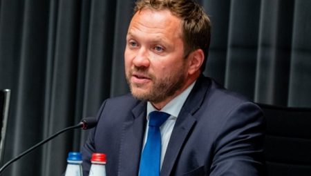 Tsahkna: AB’nin kararlar konusunda büyüme kaydedebileceğine dair beklentiler var