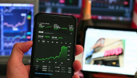 Uluslararası piyasalarda Hürmüz ablukası ve tahvil getirilerindeki yükseliş baskı yaratıyor