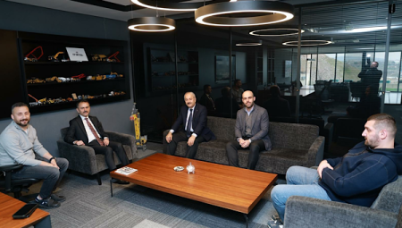 Vali Aktaş, Güzide Gebzespor Kulübü Başkanı Öztürk’ü bir araya geldi