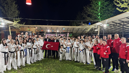 Yayladağı’nda milli sporculara moral ziyareti