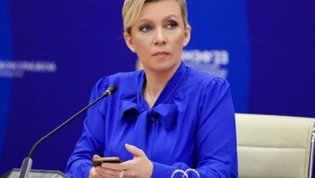 Zaharova’dan eski İngiltere Başbakanı Johnson’a eleştiri