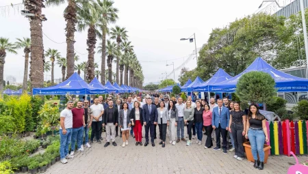 İzmir Balkon-Bahçe Bitkileri Festivali için geri sayım koyuldu