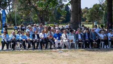 İzmir Bornova’nın çınarları üniversiteli oluyor