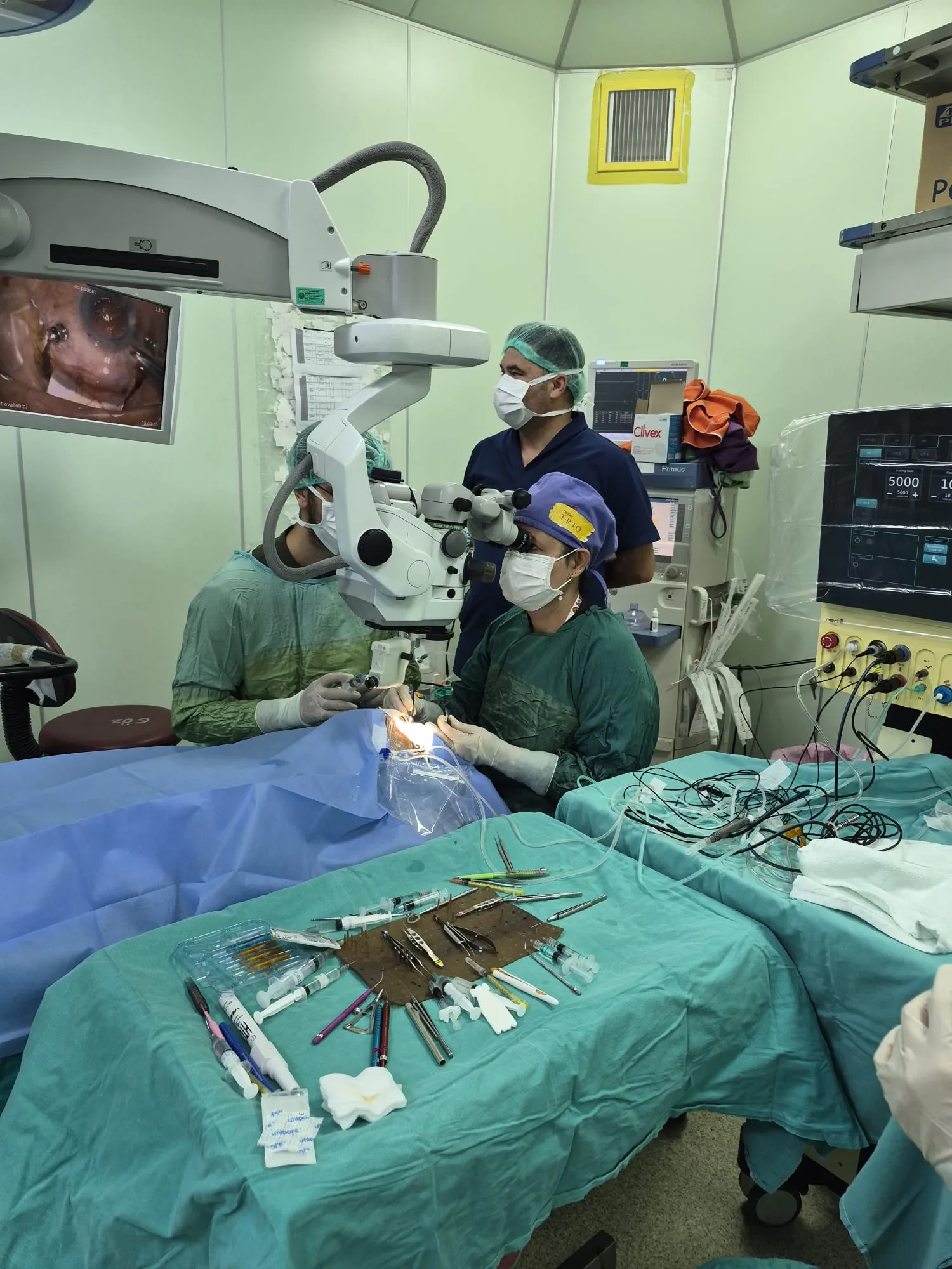 AFSÜ’de Göz Retinası Yırtılması Ameliyatlarında Yeni Dönem