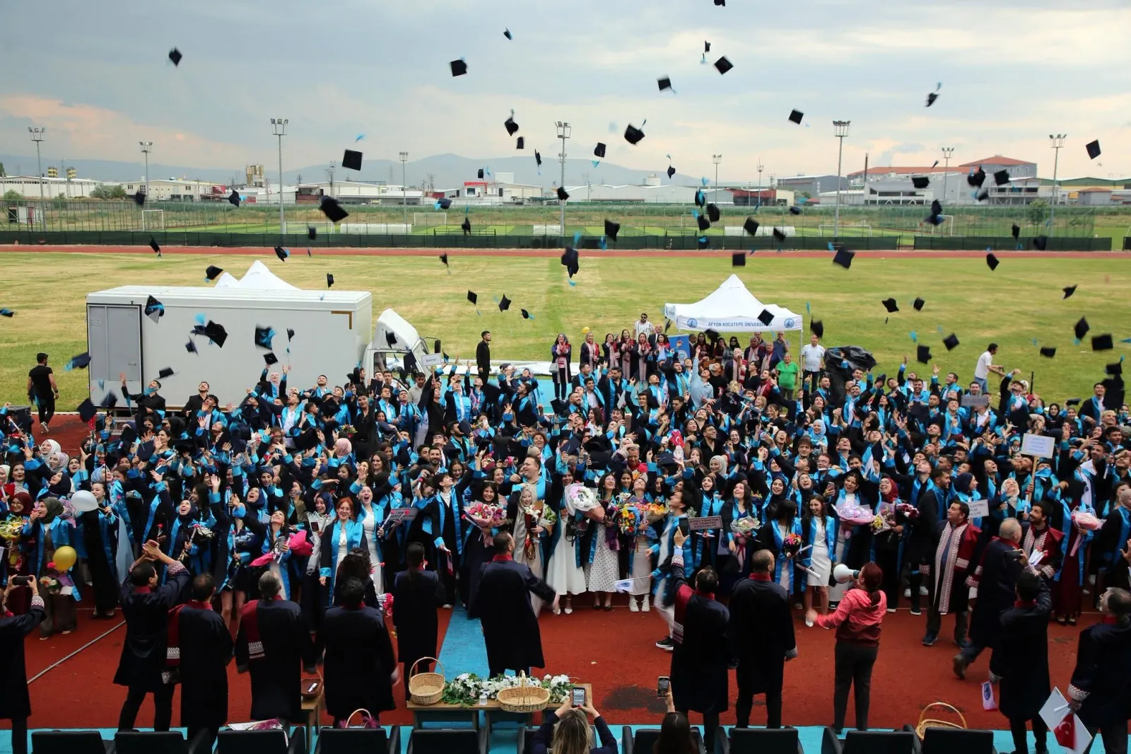 Afyon MYO 50. Yılında Mezunlarını Uğurladı