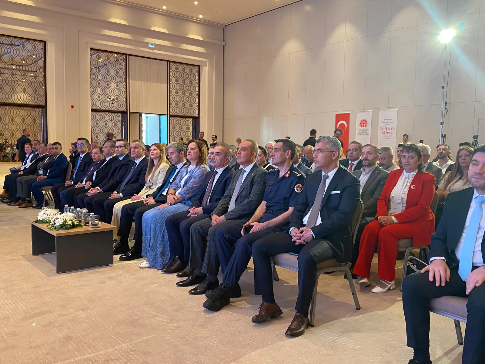 Afyonkarahisar’da ‘Sofra ve Miras’ Paneli Büyük İlgi Gördü