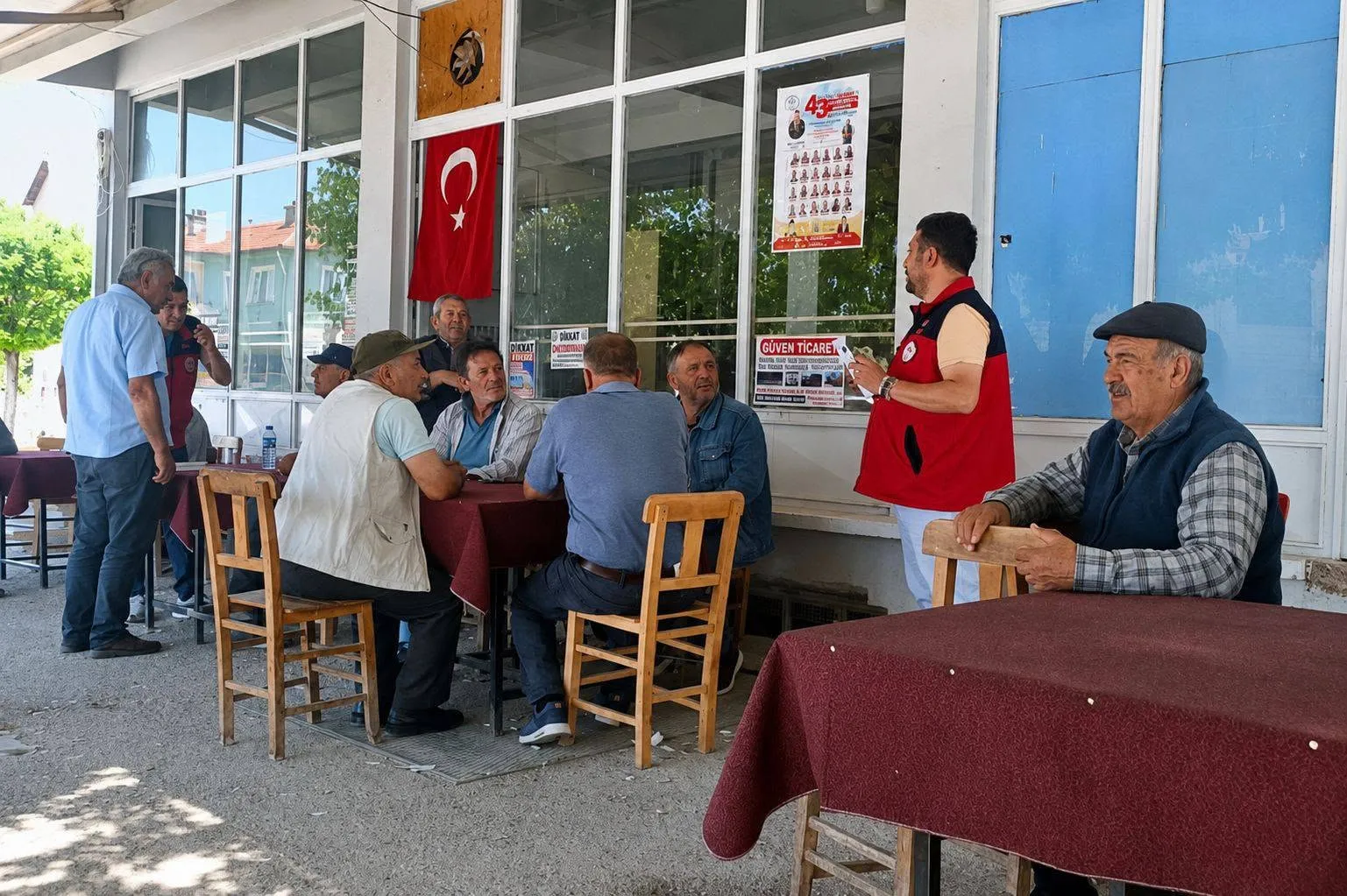 Buzağı Kayıplarını Önlemek İçin Çiftçilere Eğitim Verildi