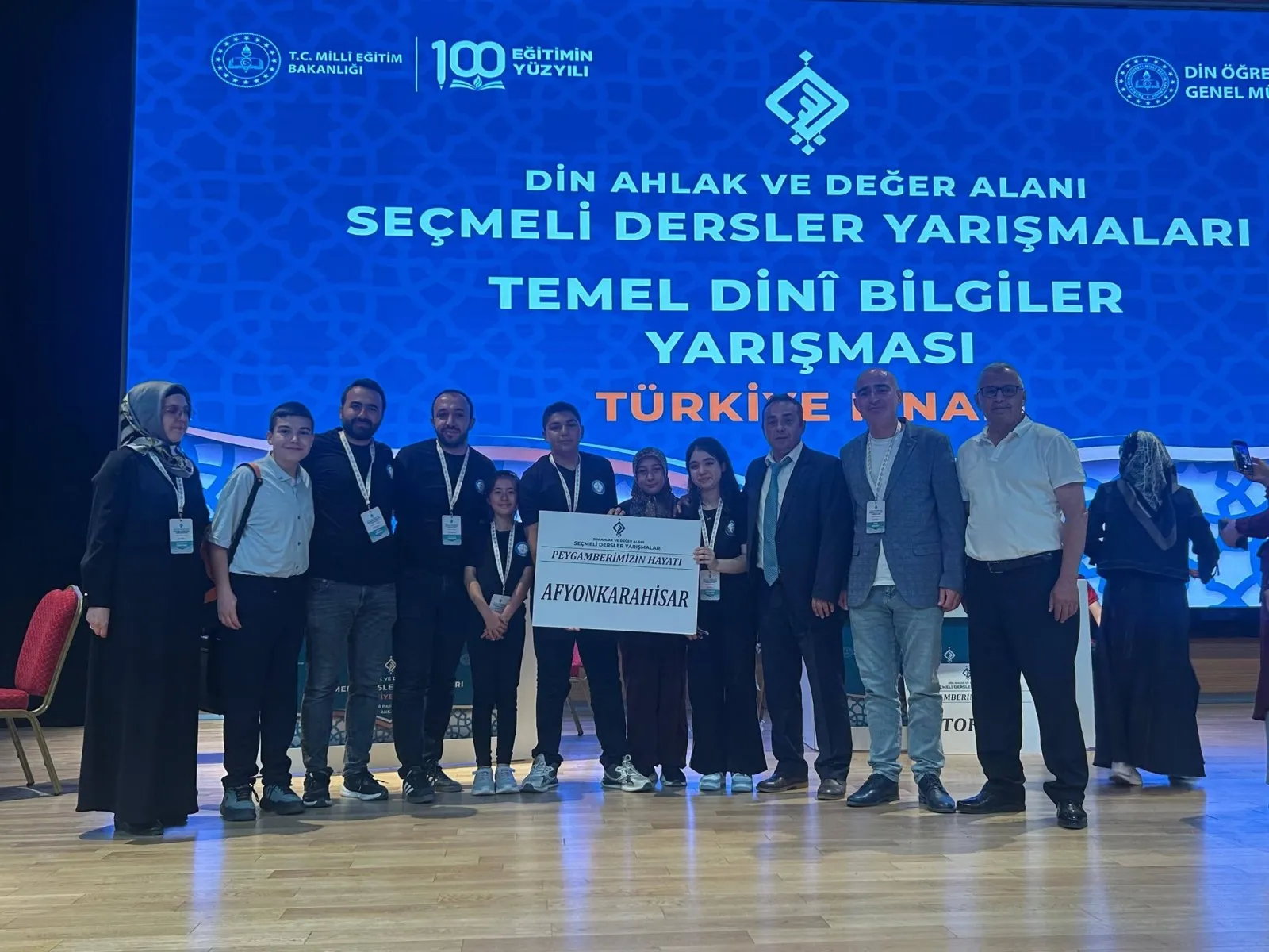Çobanlar Yavuz Selim Ortaokulu Türkiye Üçüncüsü Oldu