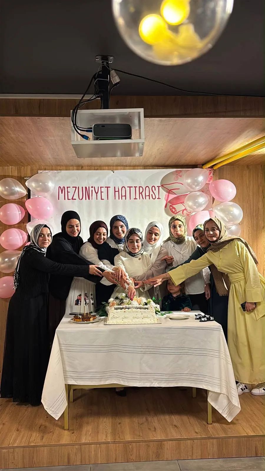 Sağlık Bilimleri Öğrencileri İçin Mezuniyet Buluşması Düzenlendi
