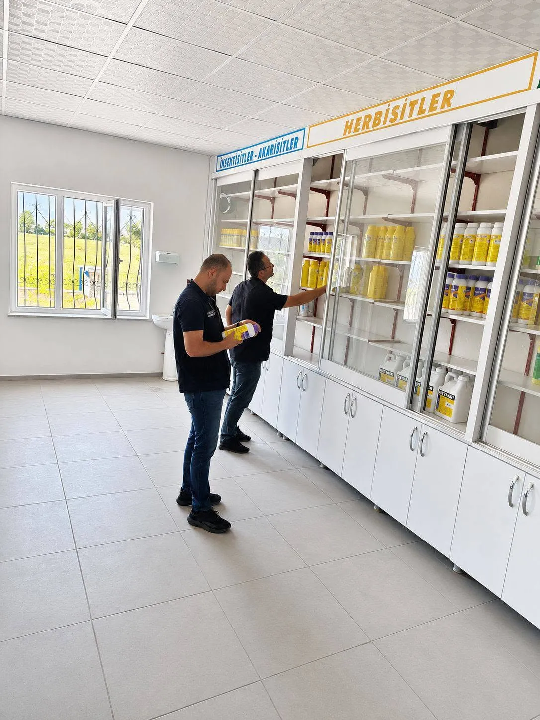 Şuhut’ta İlaç ve Gübre Bayilerine Yönelik Sıkı Denetim