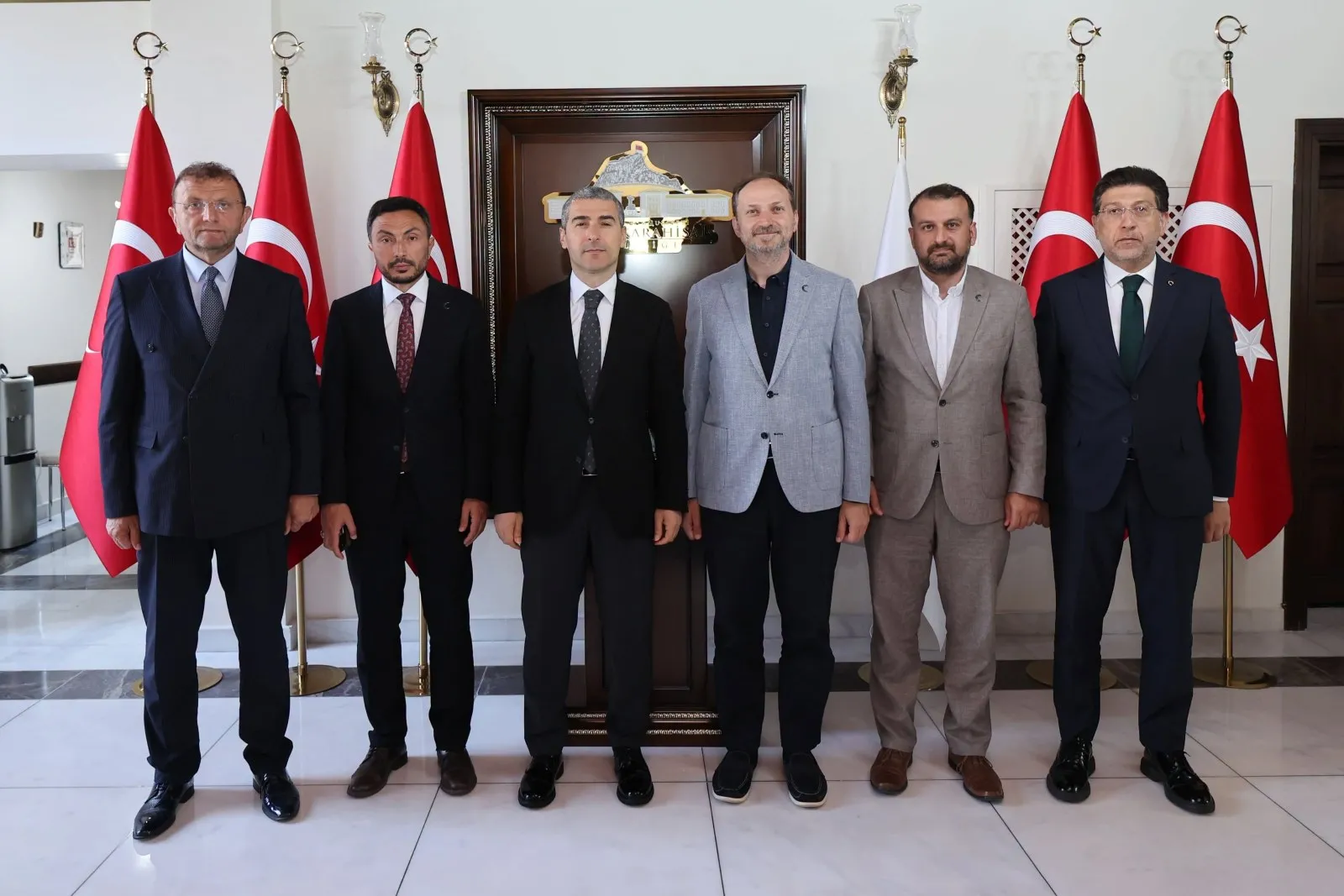 Yeşilay’dan Afyonkarahisar Valiliğine Anlamlı Ziyaret