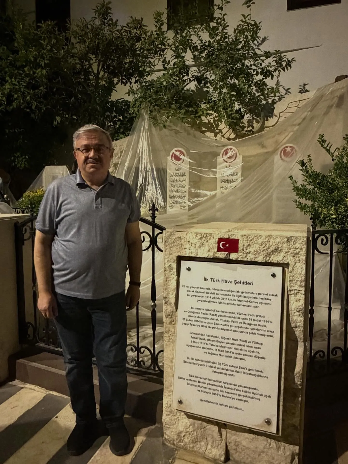 Yurdunuseven Şam’da İlk Türk Hava Şehitlerinin Kabrini Ziyaret Etti