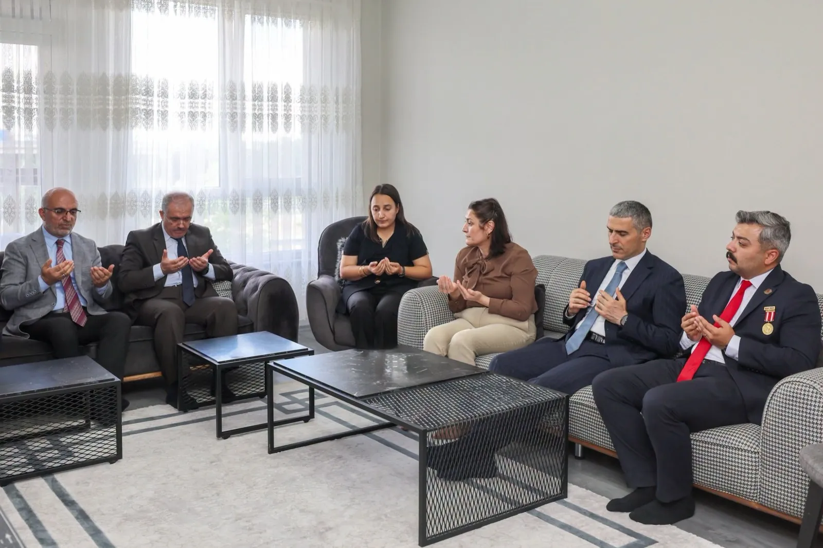 Vali Aktaş’tan Gazi Özdemir’e Ziyaret