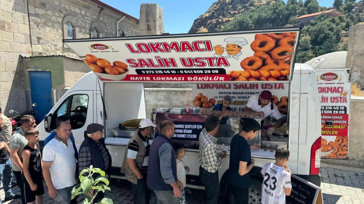 Büyük Taarruz şehitleri için lokma ikramı yapıldı