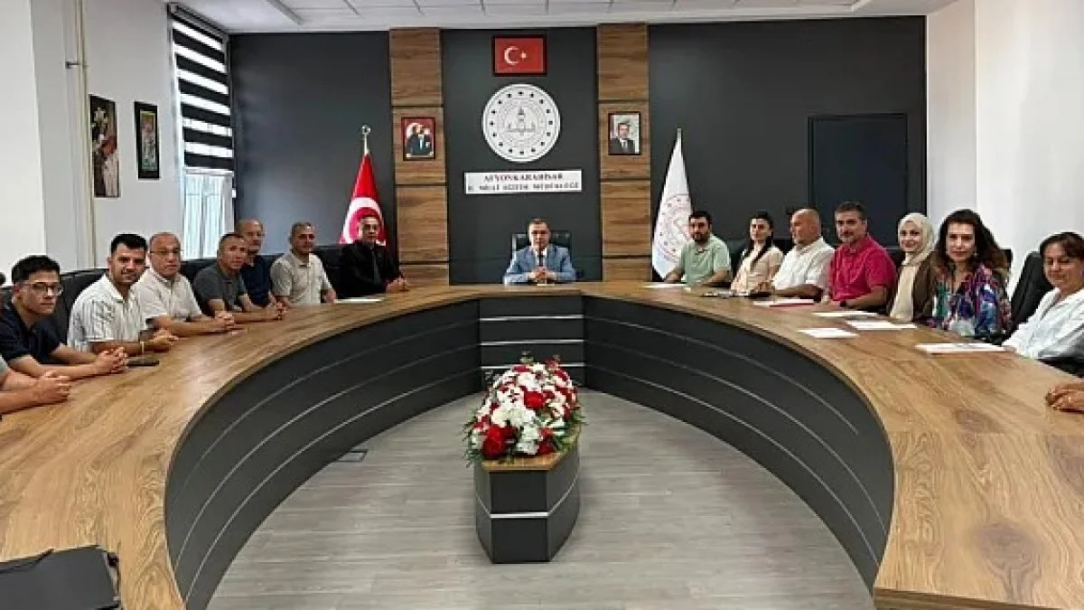 İl Milli Eğitim Müdürü Altınkaynak’tan Dikkat Çeken Başarı Mesajı!