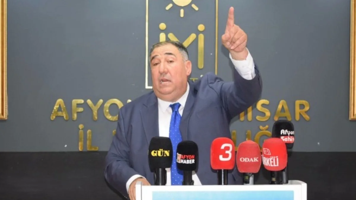 Mısırlıoğlu: “Terör Örgütü Liderine ‘Koordinatör’ Koltuğu Açmak, Milletin Aklıyla Alay Etmektir!”