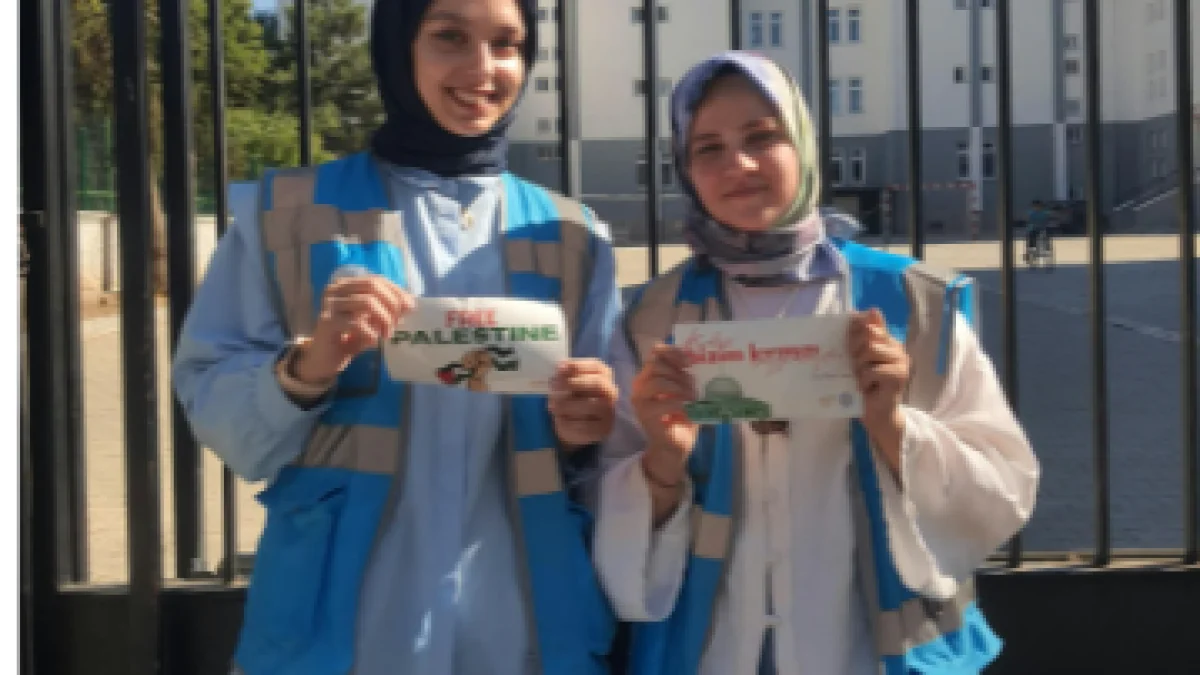 AFYONKARAHİSAR AK GENÇLİK’TEN FİLİSTİNLİ ÖĞRENCİLERE ANLAMLI DESTEK